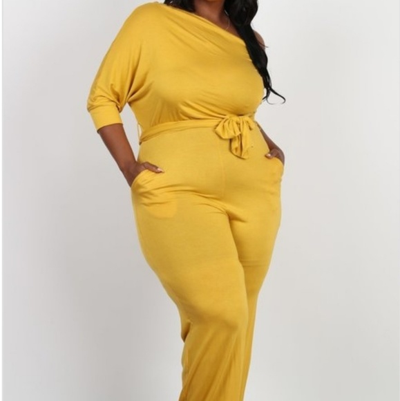 Jumpsuits - Picture 6 of 6